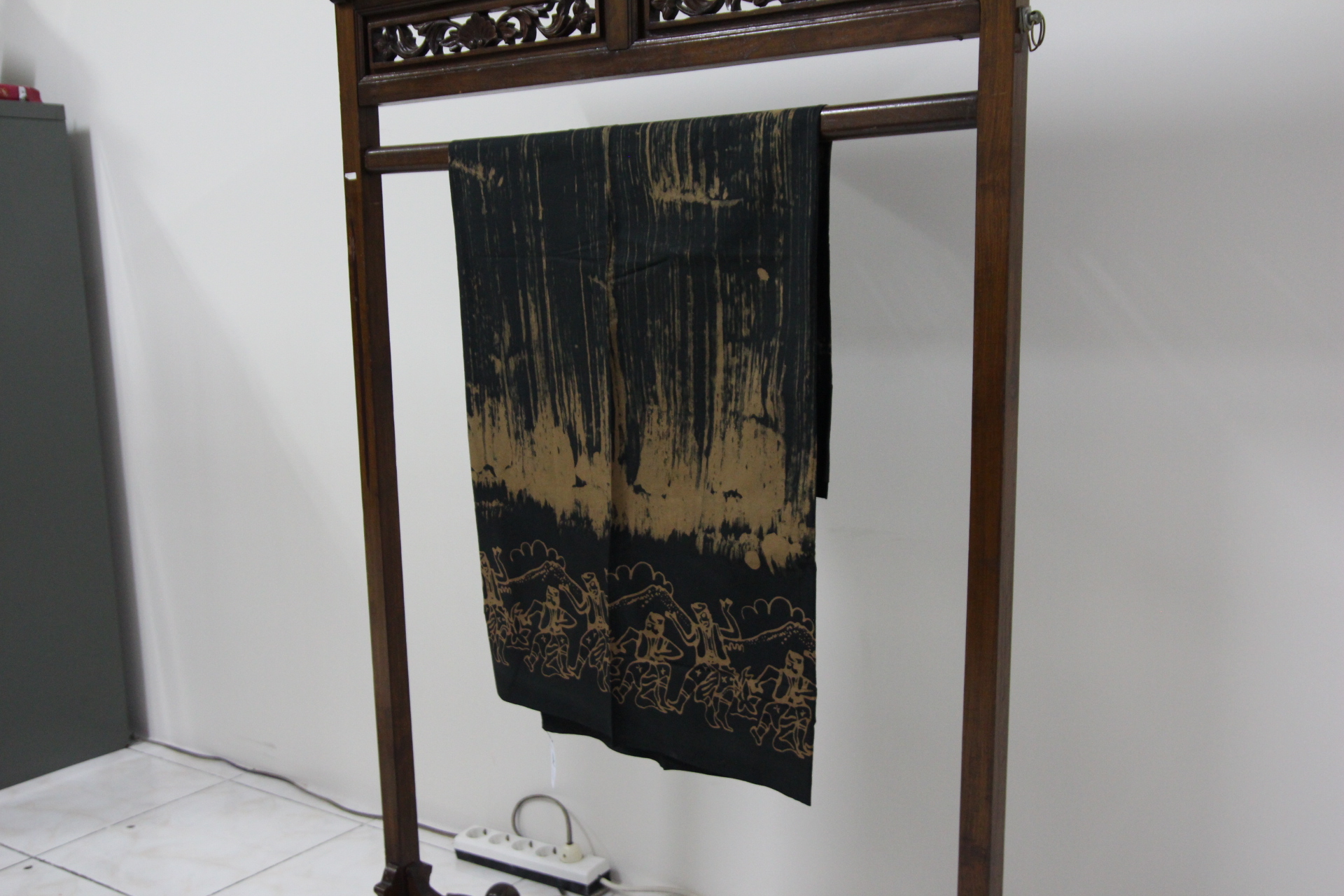 Kain Batik Cap Kontemporer