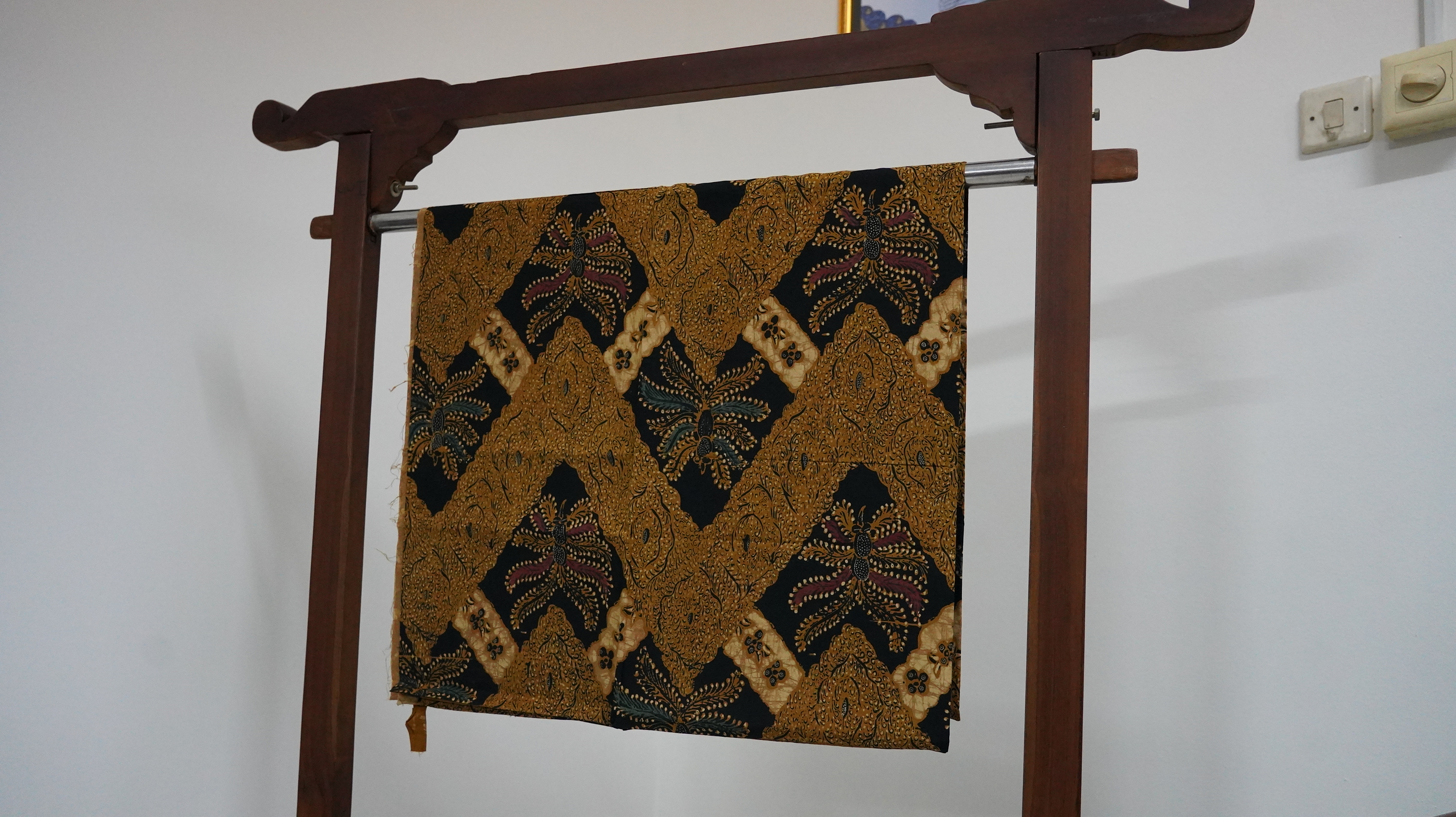 Jarik Katun Kombinasi Tulis (Warna Alam) 1