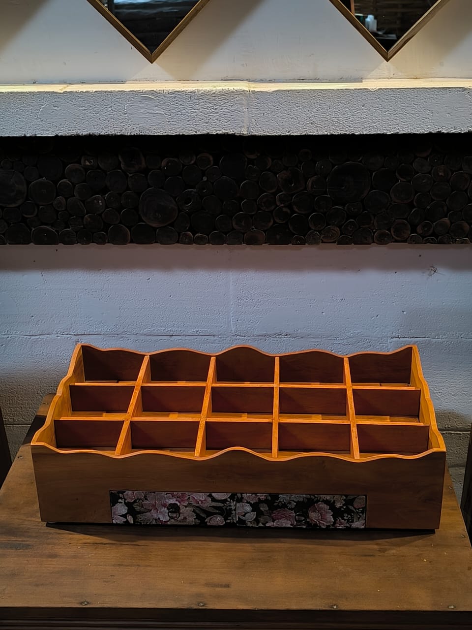 Bok Penyimpanan Mahoni 60 x 30 x 15