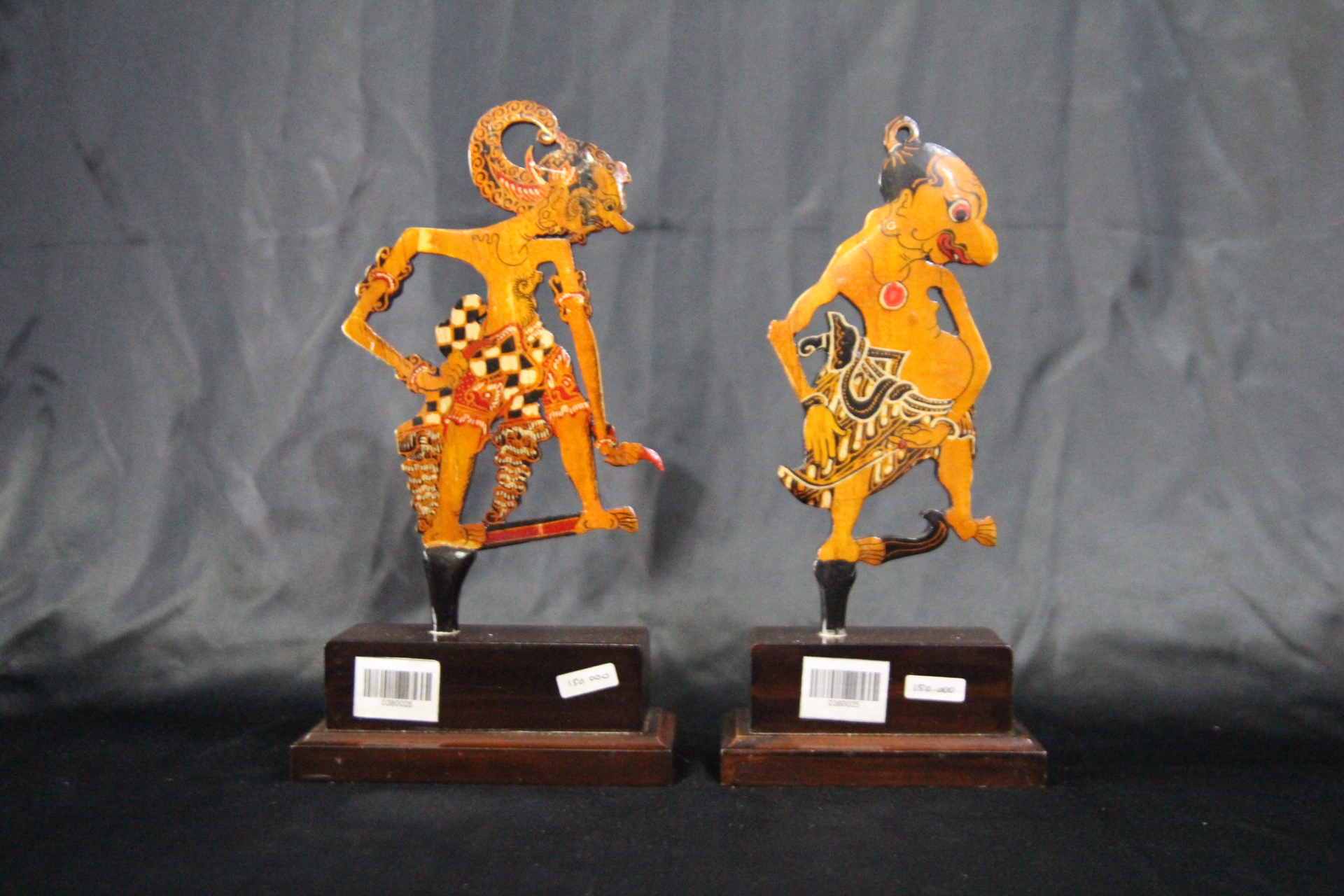 Hiasan Meja Kecil Kayu